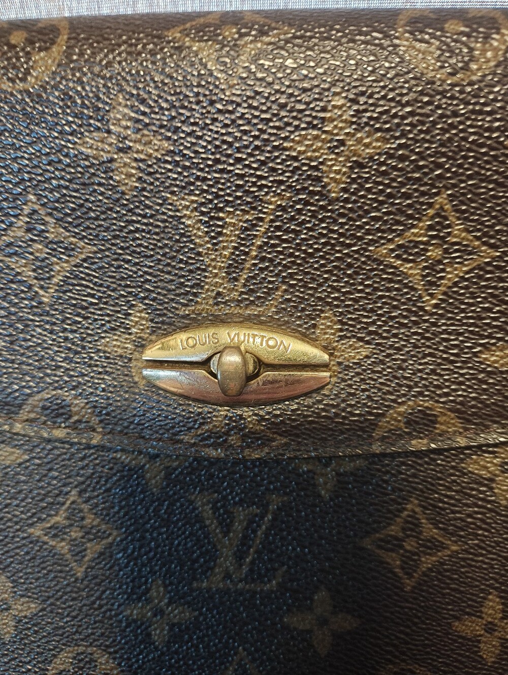 Louis Vuitton Monogram Malesherbes - Picture 2 of 14